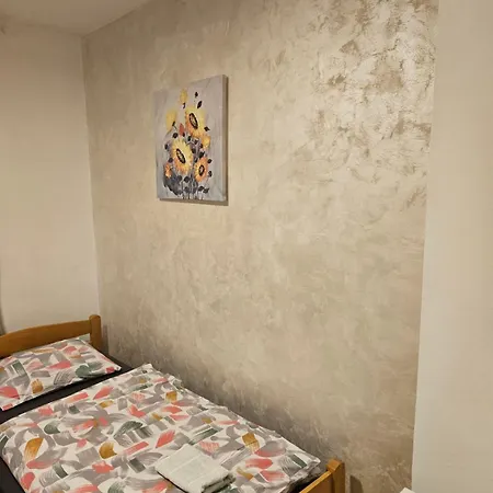 Διαμέρισμα Fully Furnished Flat Μόσταρ